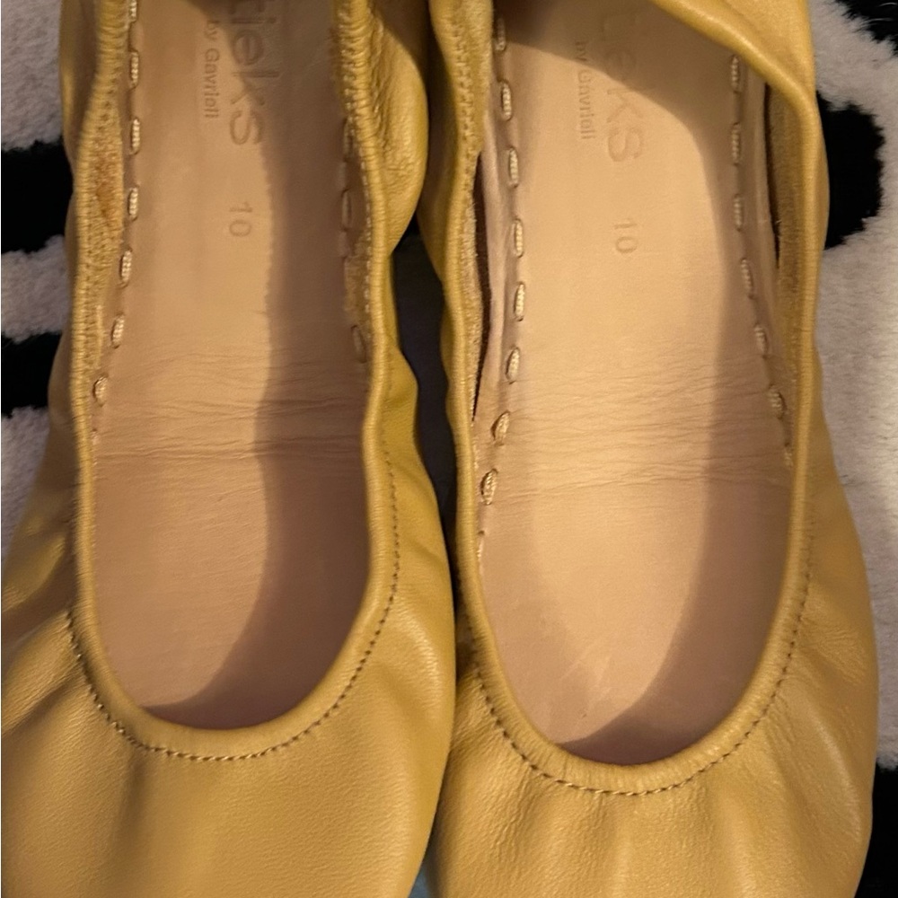 Tieks Mustard Yellow Women's Flats - Picture 2 of 9